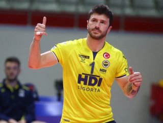 Fenerbahçe, voleybolda Bursa’yı rahat geçti